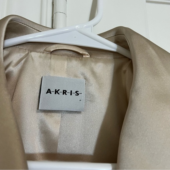 Akris Cream Short Sleeve Blazer - Picture 4 of 12